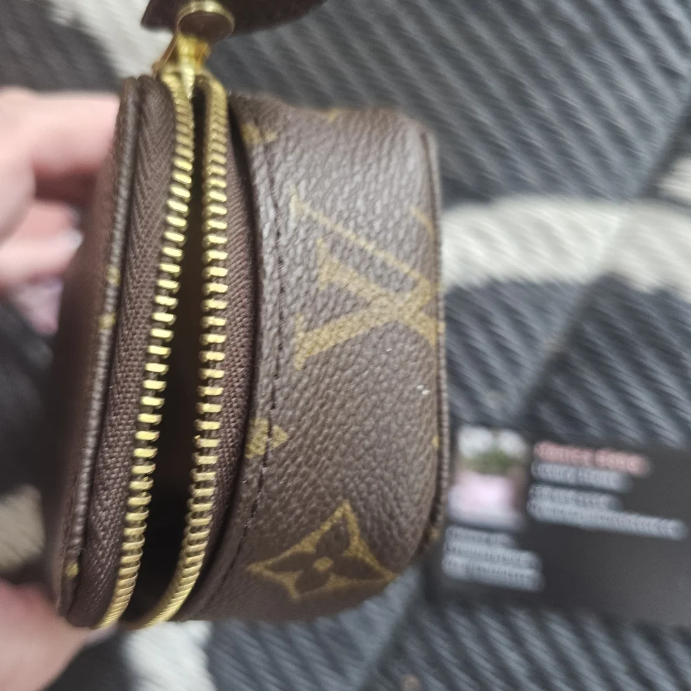 SOLD - Picture 5 of 6